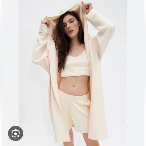 Zara Jackets & Blazers - Zara Knit Coat Hoodie Hood Open Front Layers Lagenlook Cardigan